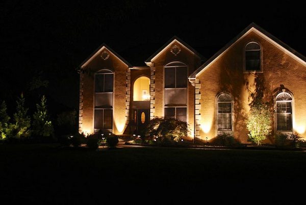 outdoor lighting front of house