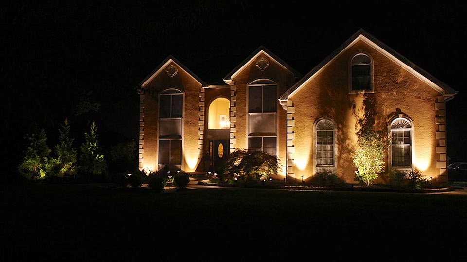 Get Ready to Fall Back—Don’t Forget to Reset Your Landscape Lighting