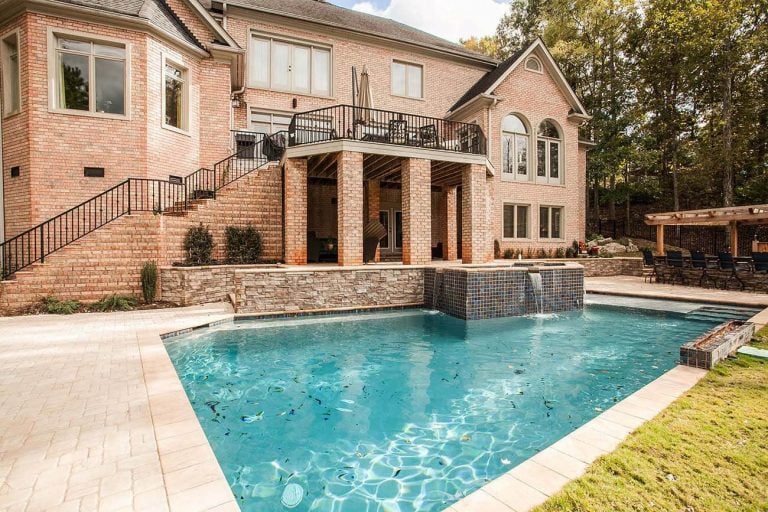 luxury backyard swimming pool design
