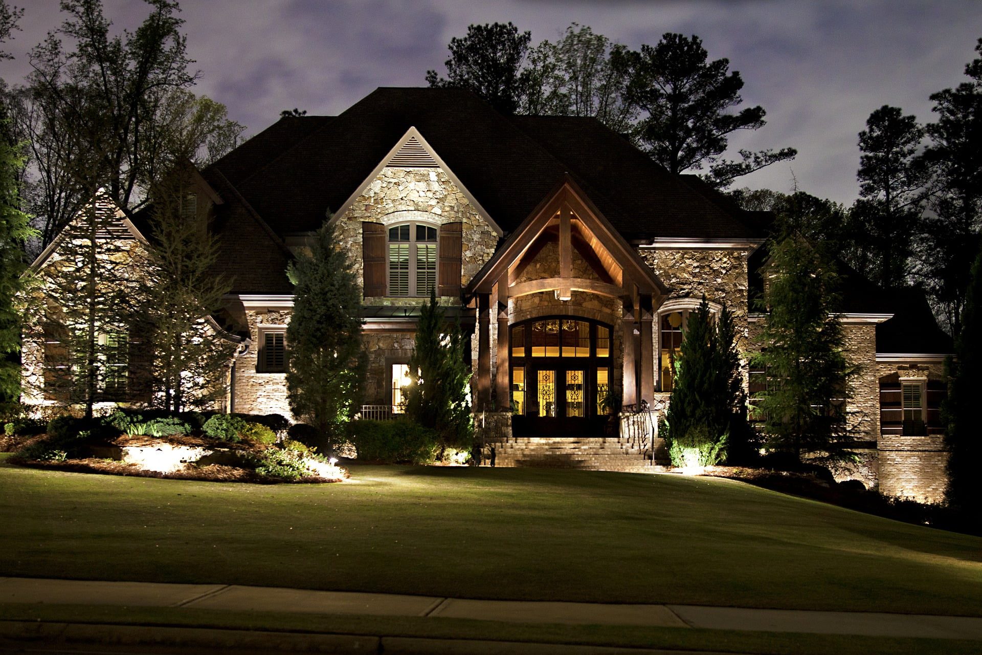 A Landscape Lighting Guide For, Setting Up Outdoor Landscape Lighting Systems